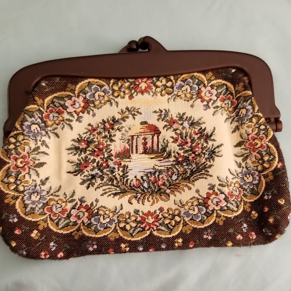 Vintage Tapestry Purse Made In Hong Kong Beautiful